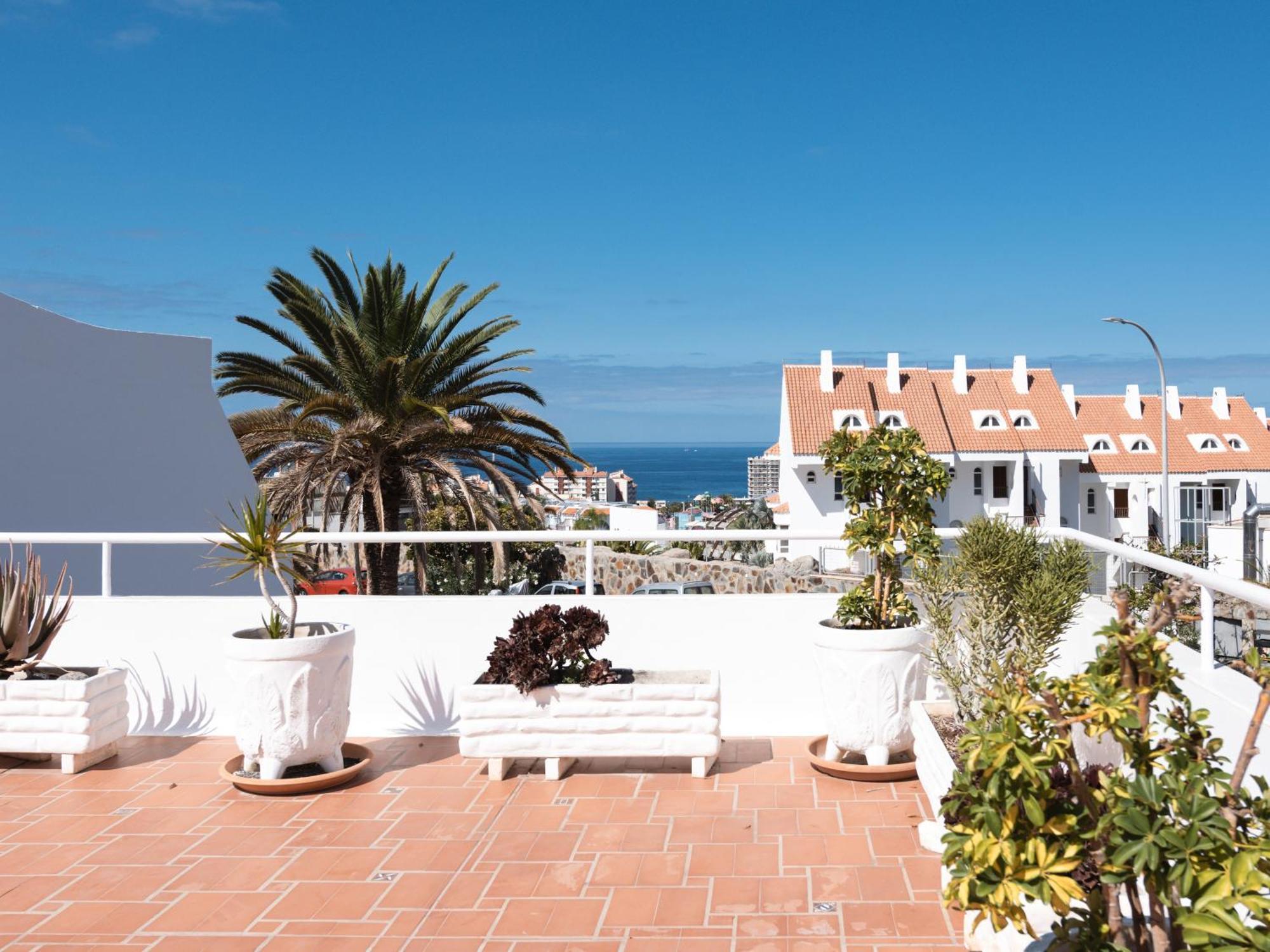 Wow Apartment With Private Jacuzzi And 2 Terraces In Los Christianos Los Cristianos  Exterior photo